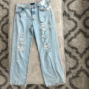 Brand New Aeropostale Low Rise Skater Jeans